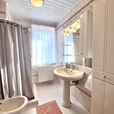 Ogrodowe Zacisze - Rodzinne Apartamenty Jastrzebia Gora Exterior photo